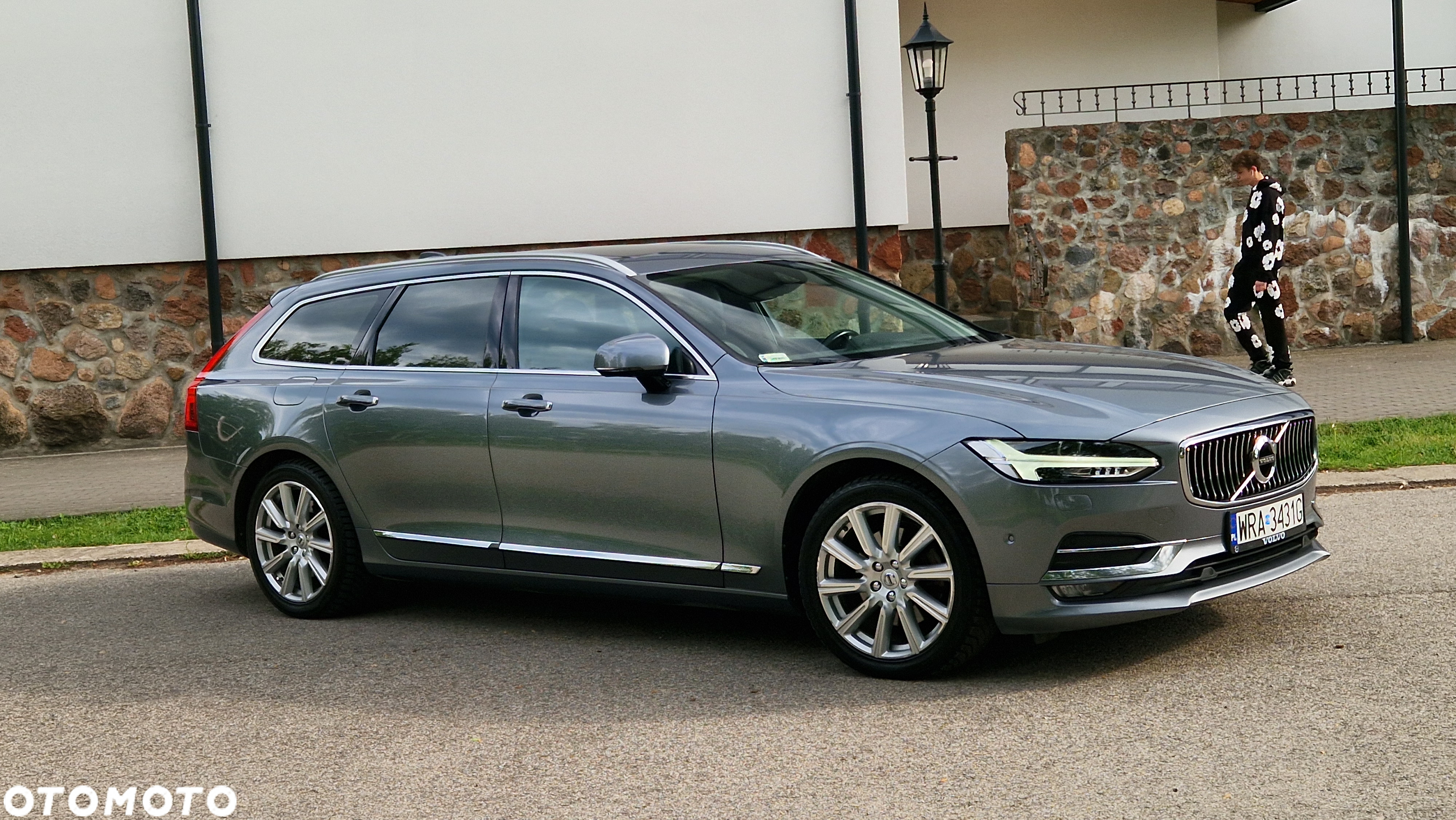 Volvo V90 D4 Inscription - 5