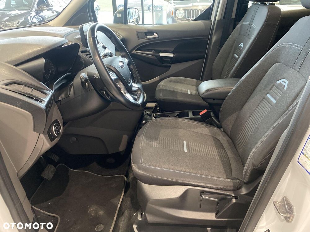 Ford Tourneo Connect - 13