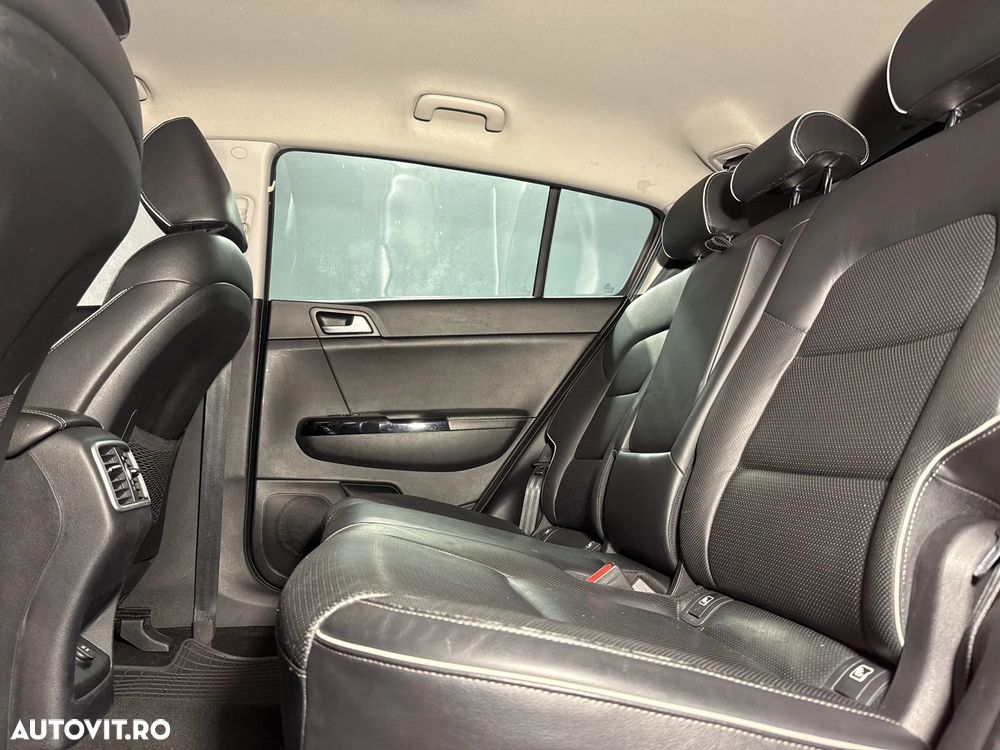 Kia Sportage 2.0 DSL HP 6AT 4x4 Style - 14
