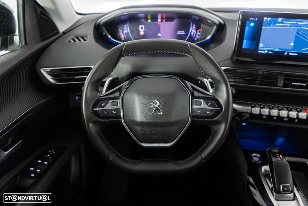 Peugeot 5008 1.2 PureTech Allure EAT8 - 30