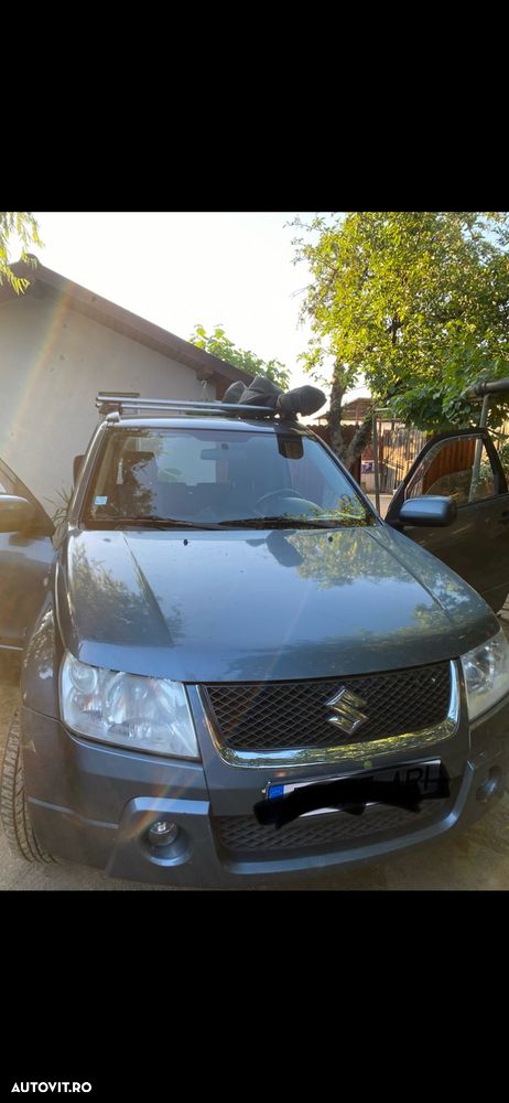 Suzuki Grand Vitara 1.9 DDiS Comfort DPF - 9