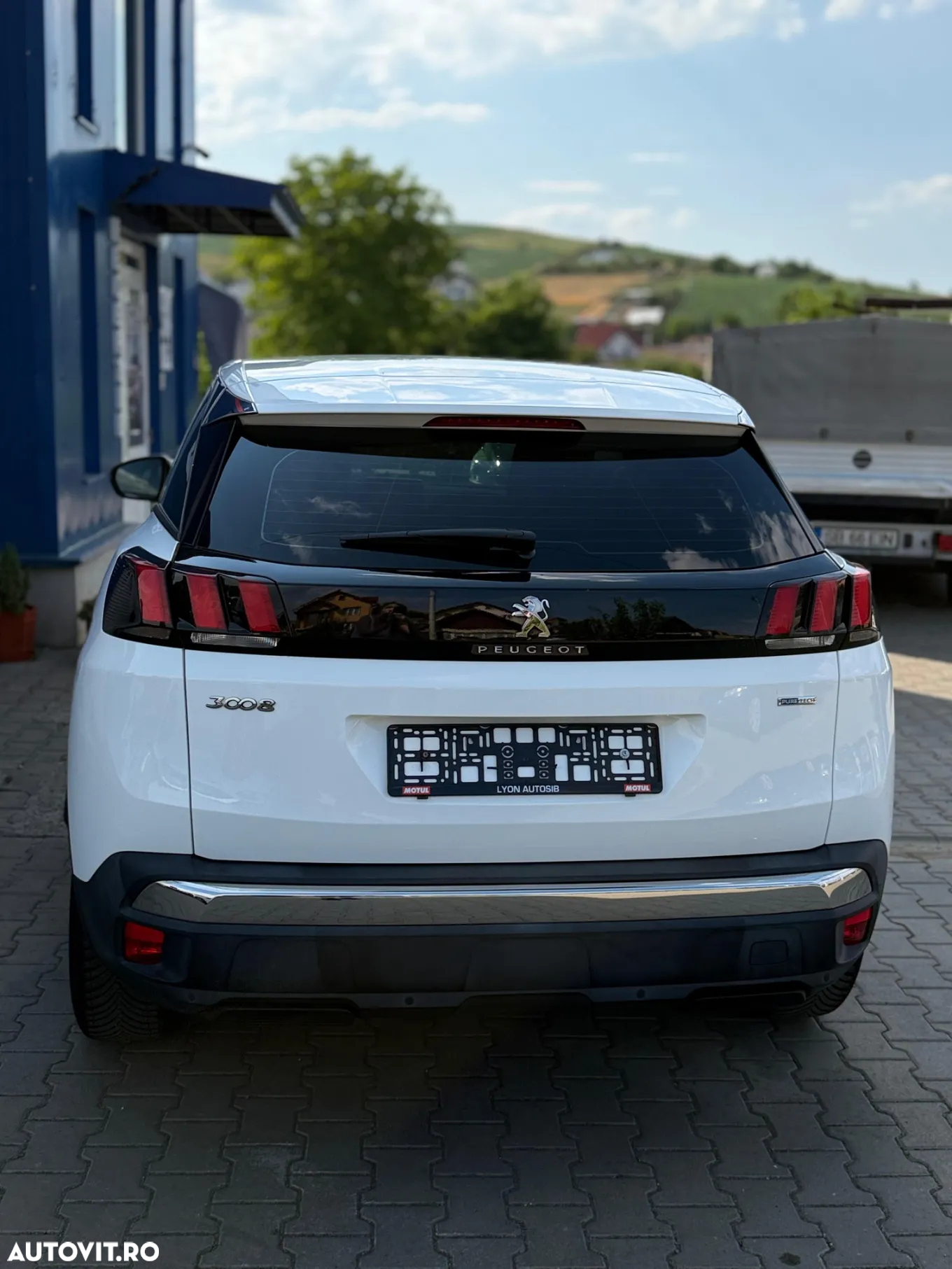 Peugeot 3008 1.2 PureTech Turbo S&S Active - 5