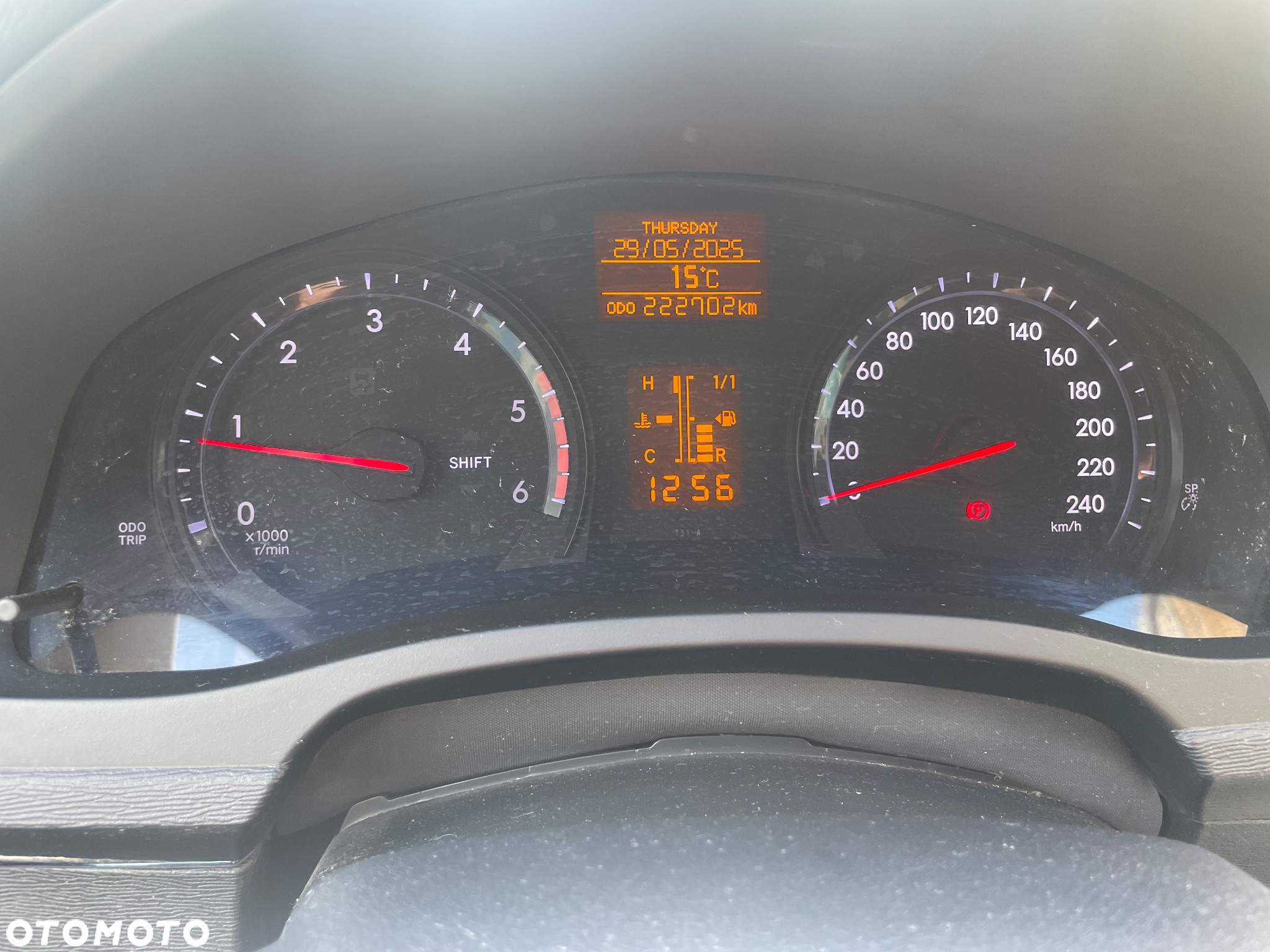 Toyota Avensis - 6