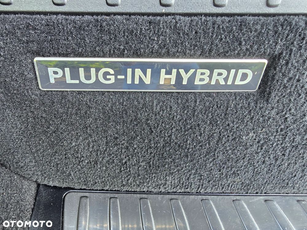 Mercedes-Benz GLE - 23