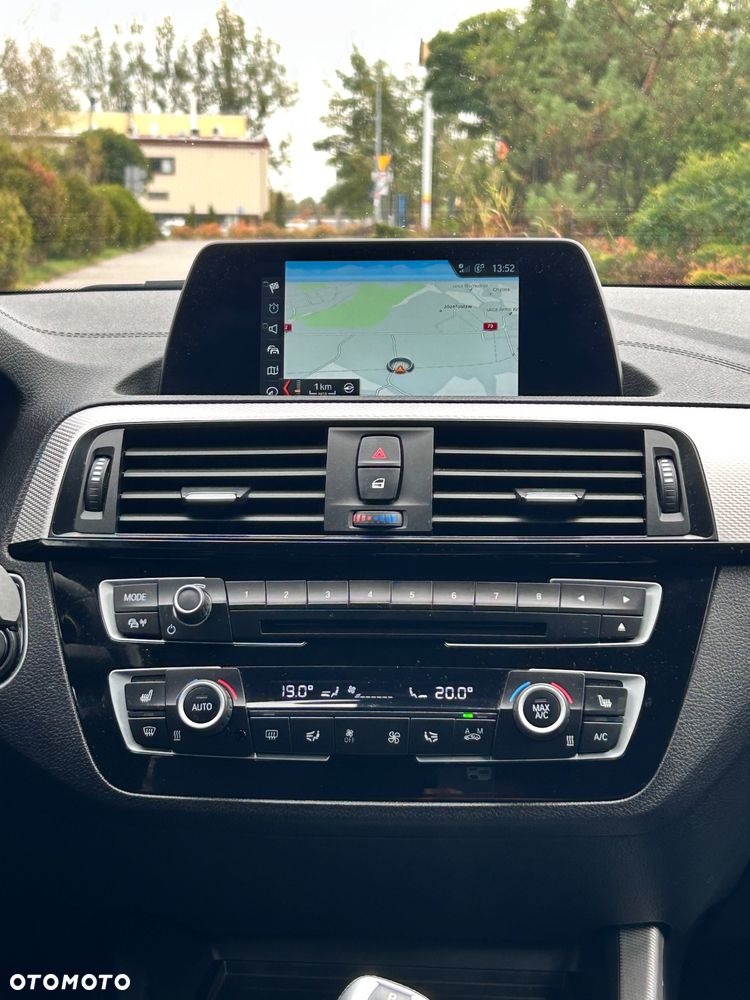 BMW Seria 1 120i M Sport - 9