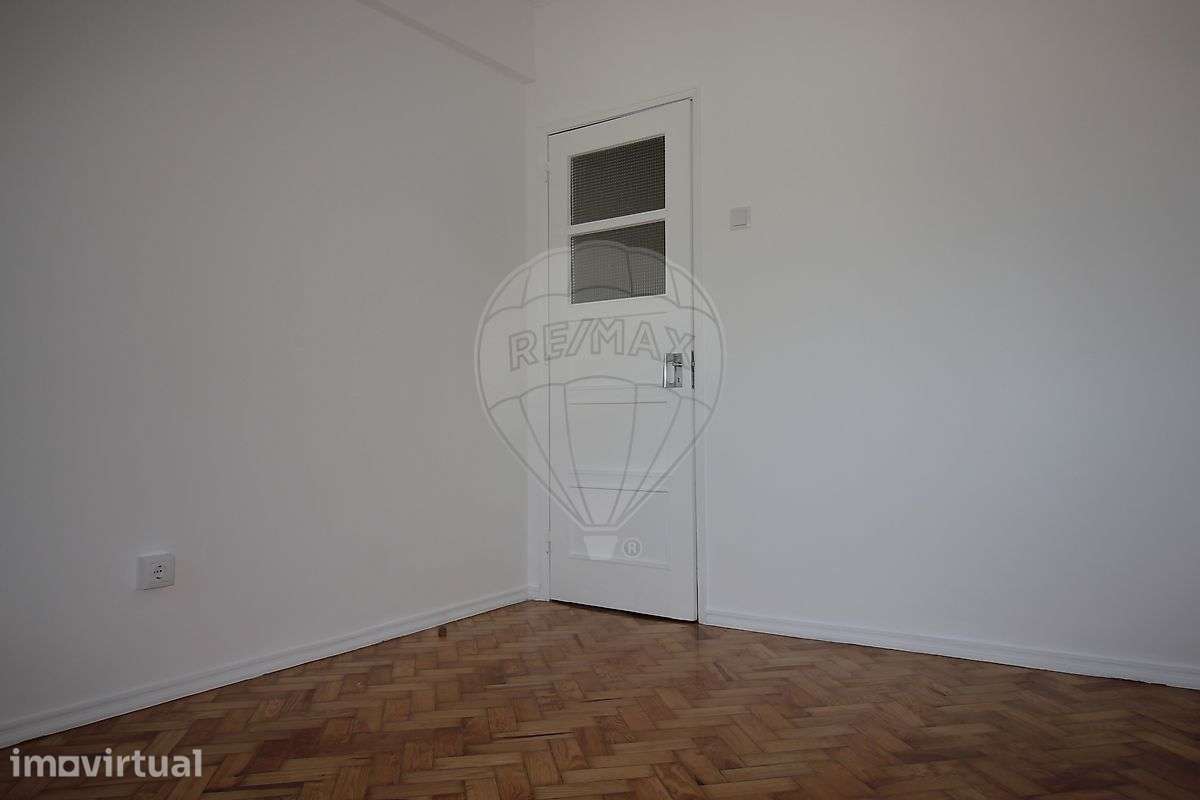 Apartamento T1 para arrendamento - Grande imagem: 4/13