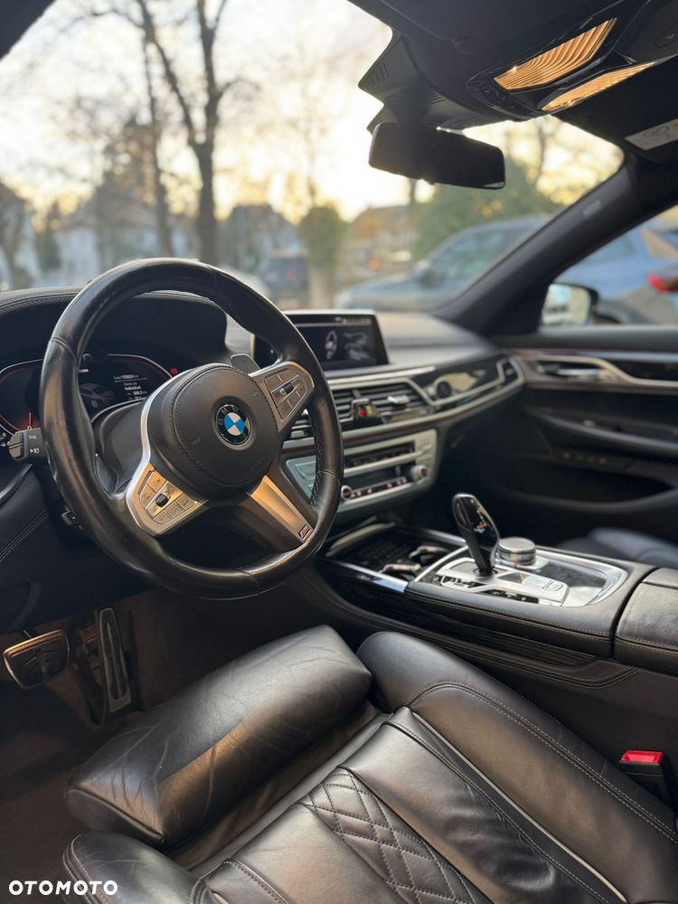 BMW Seria 7 740d xDrive - 8