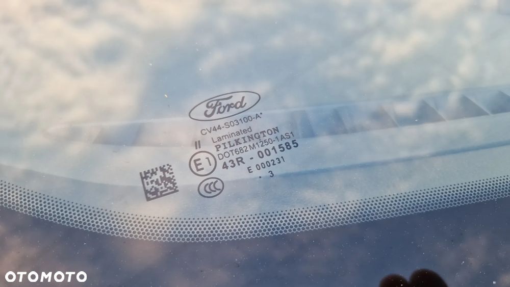 Ford Kuga 1.6 EcoBoost 2x4 Titanium - 31