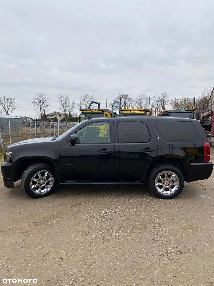 Chevrolet Tahoe - 13
