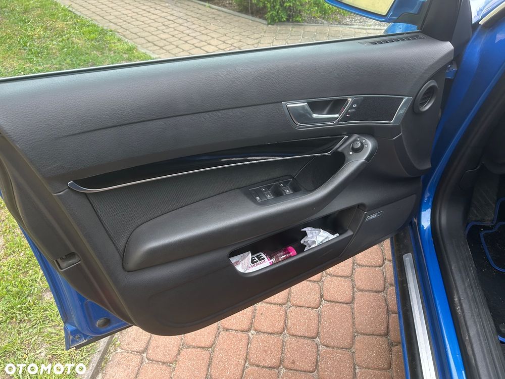 Audi A6 Avant 3.0 TDI Quattro Tiptronic - 11