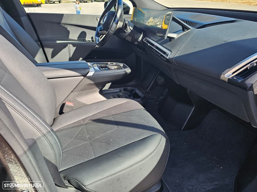 BMW iX xDrive40 - 22