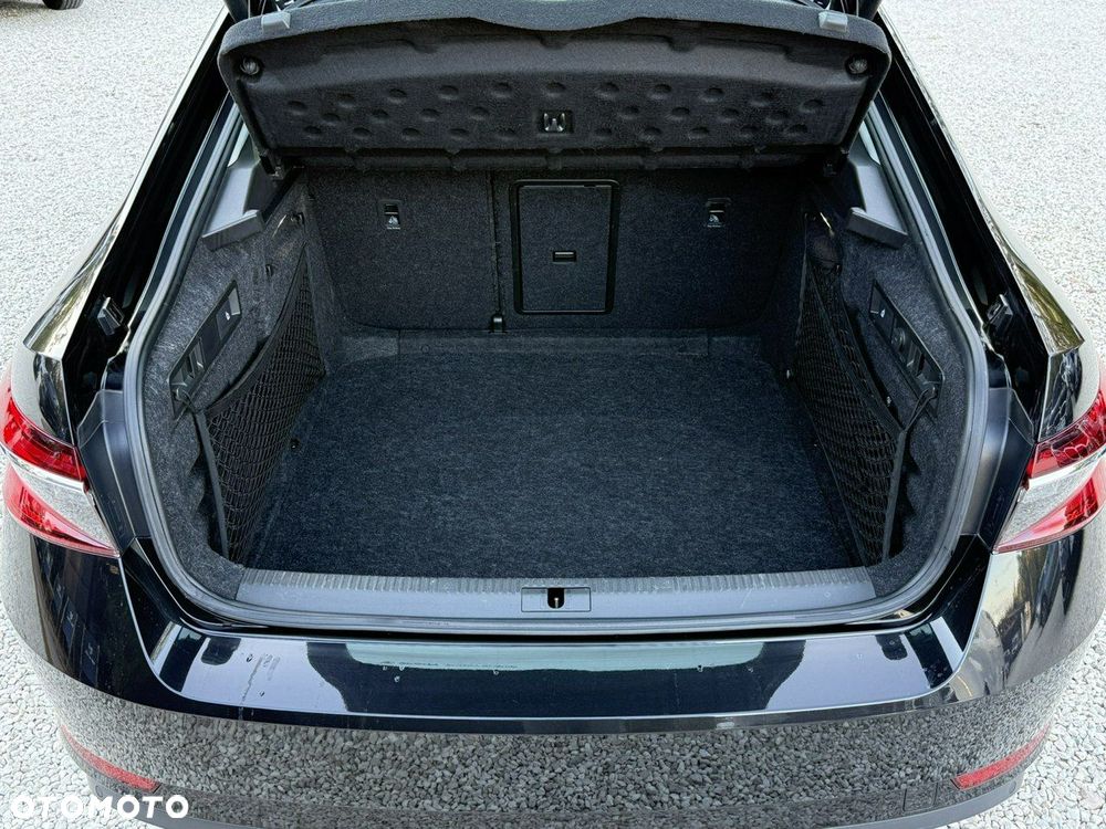 Skoda Superb 2.0 TSI L&K DSG - 20