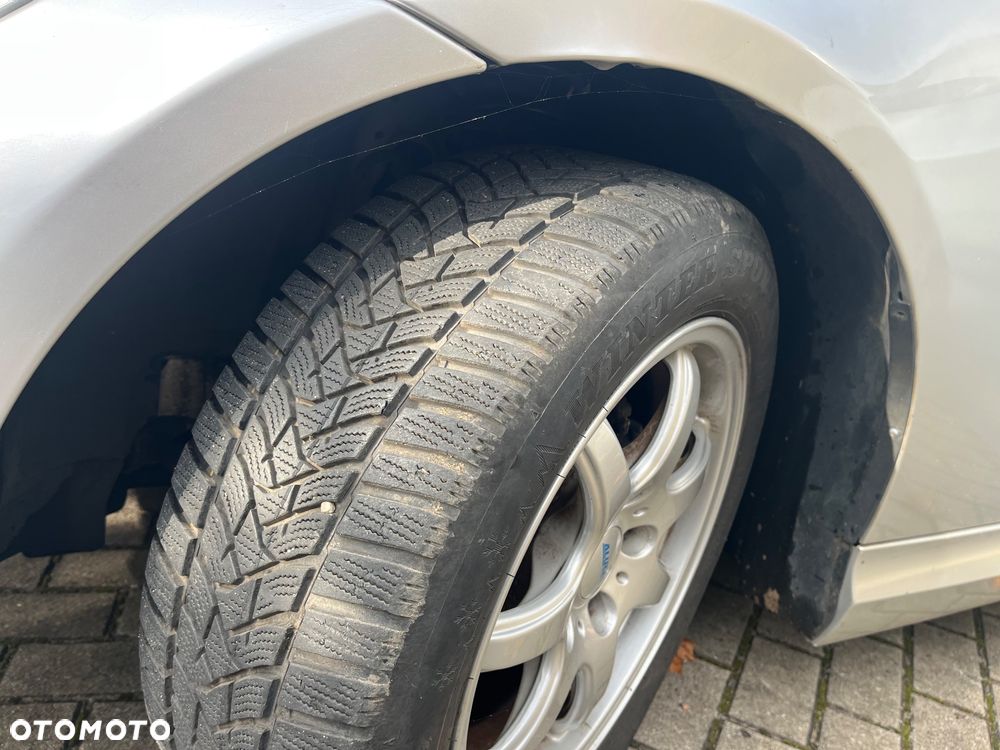 BMW Seria 3 318i - 16