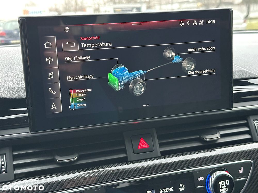 Audi RS4 Limousine - 31