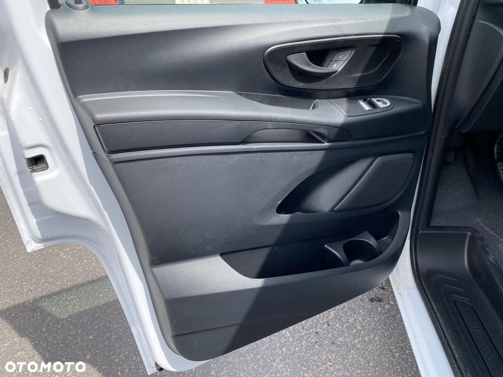 Mercedes-Benz Vito - 11