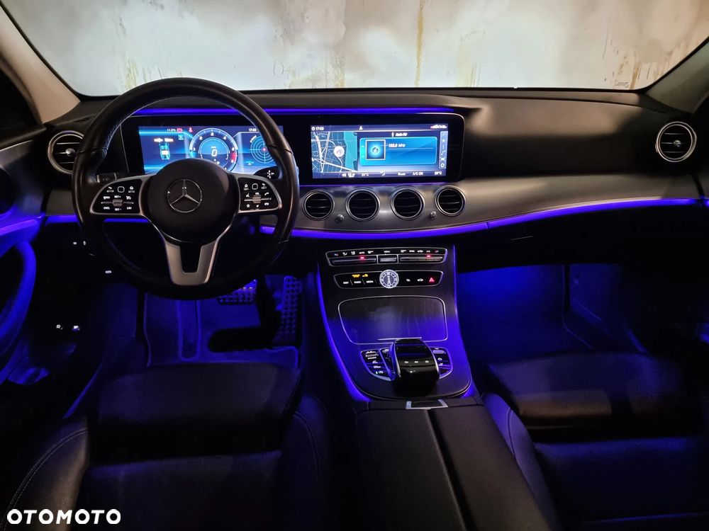 Mercedes-Benz Klasa E 200 d 9G-TRONIC Avantgarde - 25