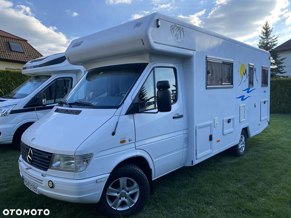 Mercedes-Benz Sprinter - 2