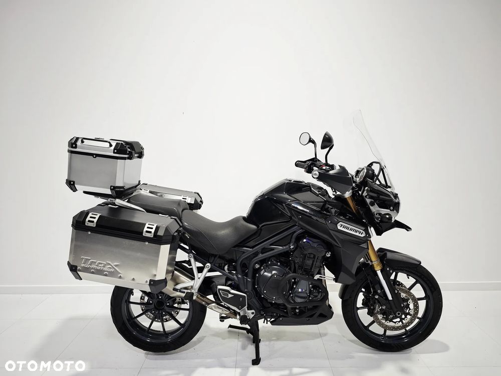 Triumph Tiger - 1