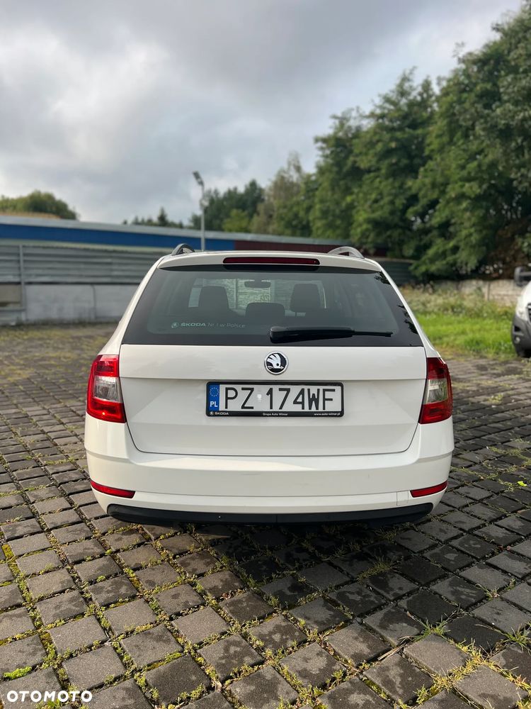 Skoda Octavia 1.4 TSI Ambition DSG - 10