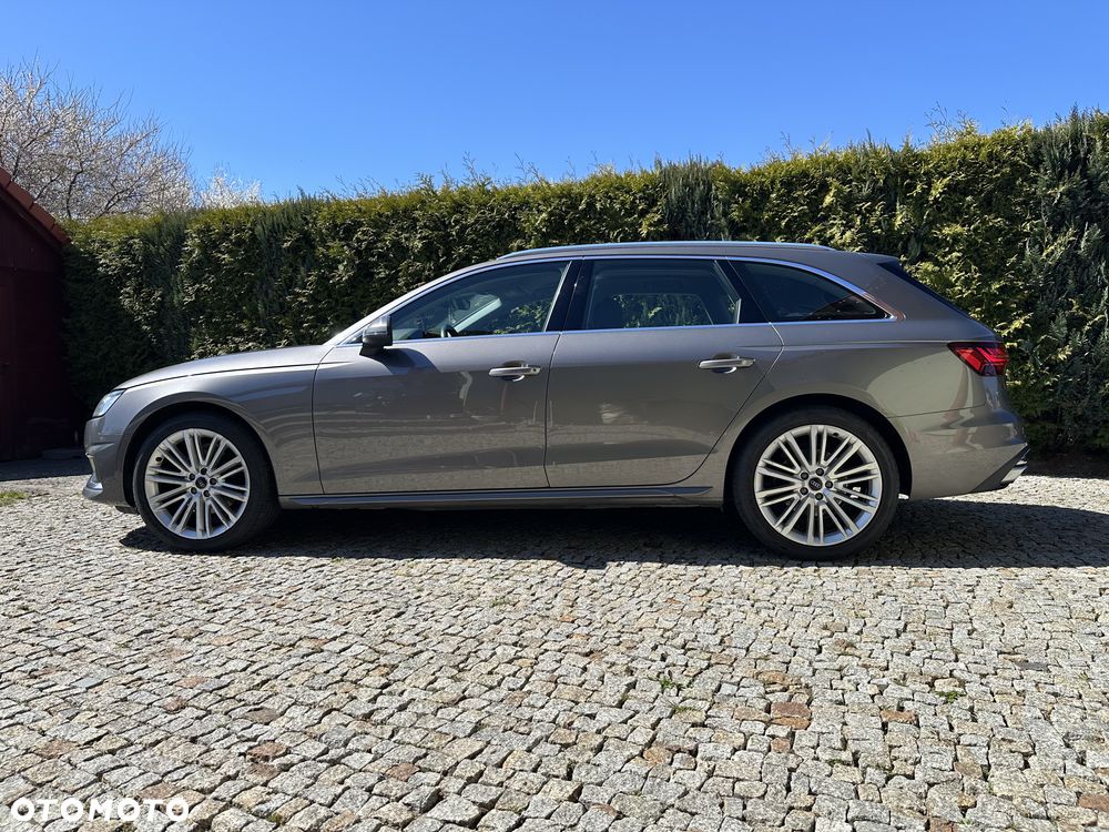 Audi A4 Avant 40 TFSI S tronic - 6