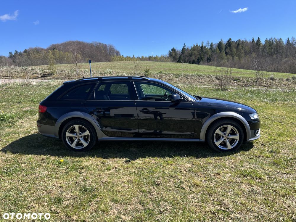 Audi A4 Allroad - 10
