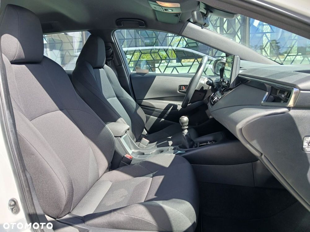 Toyota Corolla 1.2 T Active - 22