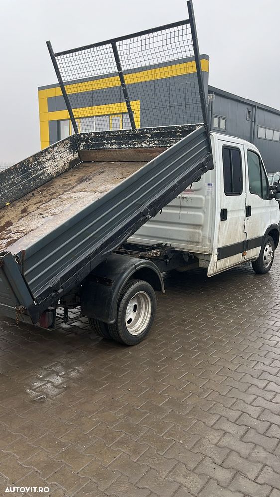 Dezmembram Iveo Daily 2.3 diesel din 2009 - 4