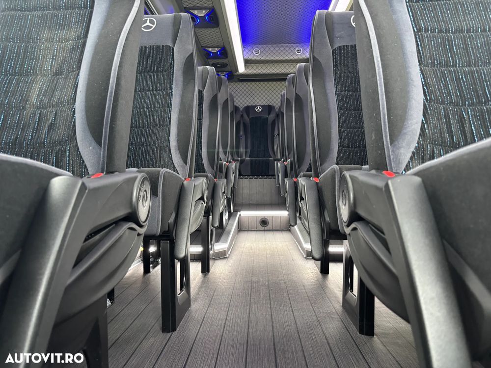 Mercedes-Benz Sprinter 517 CDI furgon extra-lung PRO 21 locuri - 21