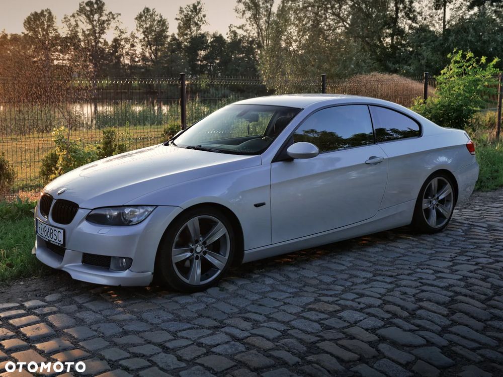 BMW Seria 3 320i - 10