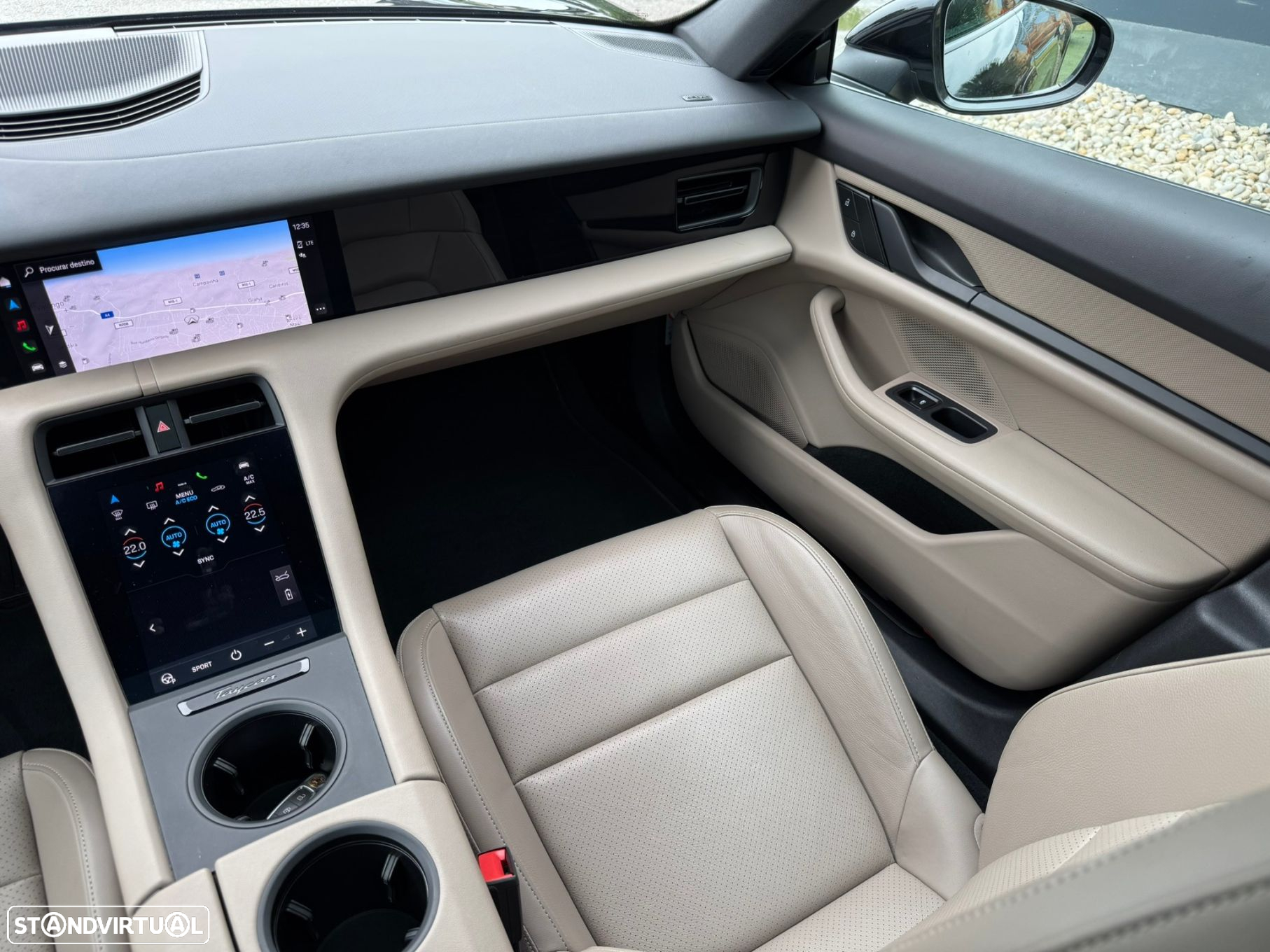 Porsche Taycan Standard - 24