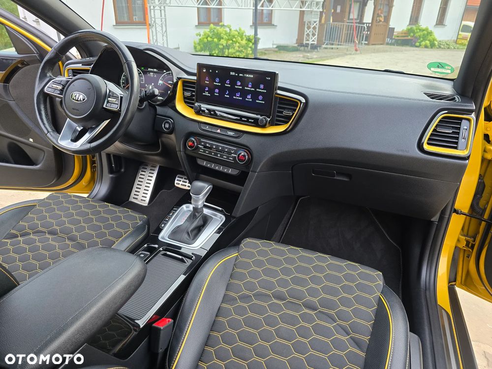 Kia XCeed 1.5 T-GDI OPF DCT7 PLATINUM EDITION - 15