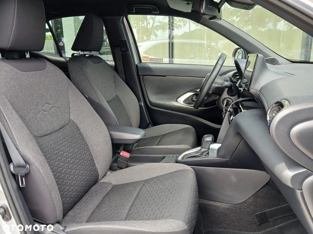 Toyota Yaris Cross Hybrid 1.5 Comfort - 25