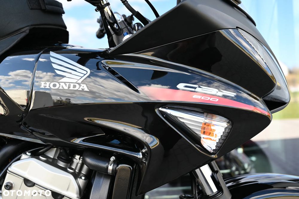 Honda CBF - 11