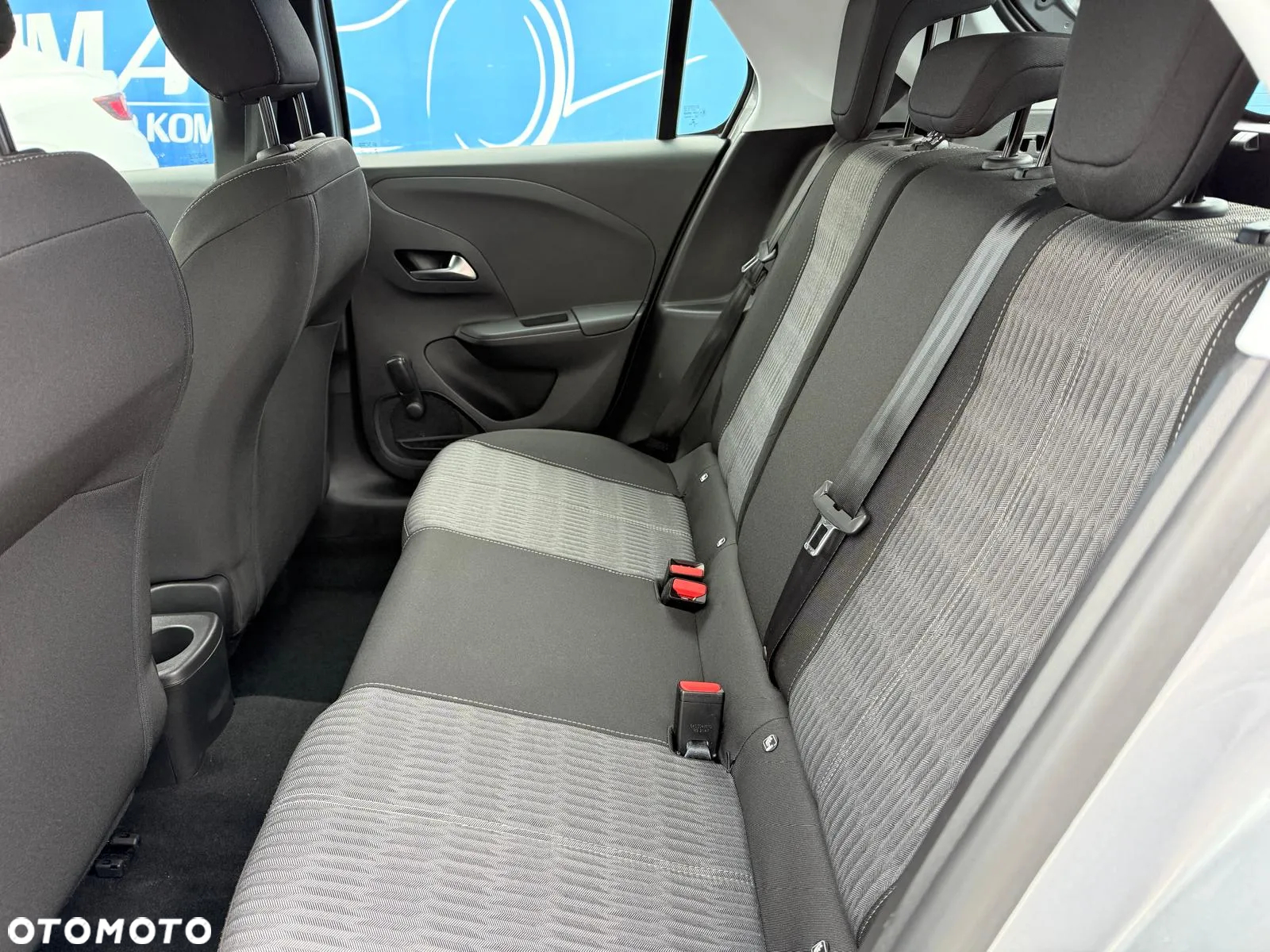 Opel Corsa 1.2 S&S - 12