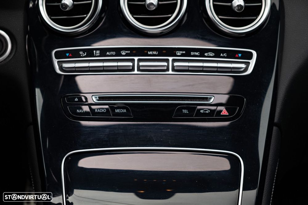 Mercedes-Benz GLC 250 d AMG Line 4-Matic - 29