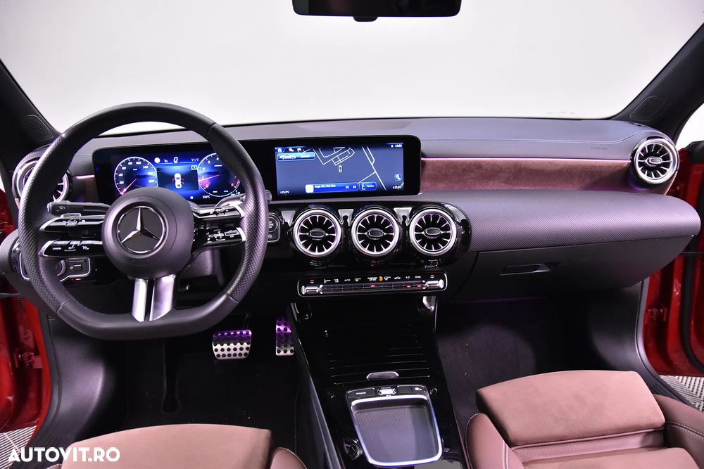 Mercedes-Benz CLA 200 MHEV Coupe - 9