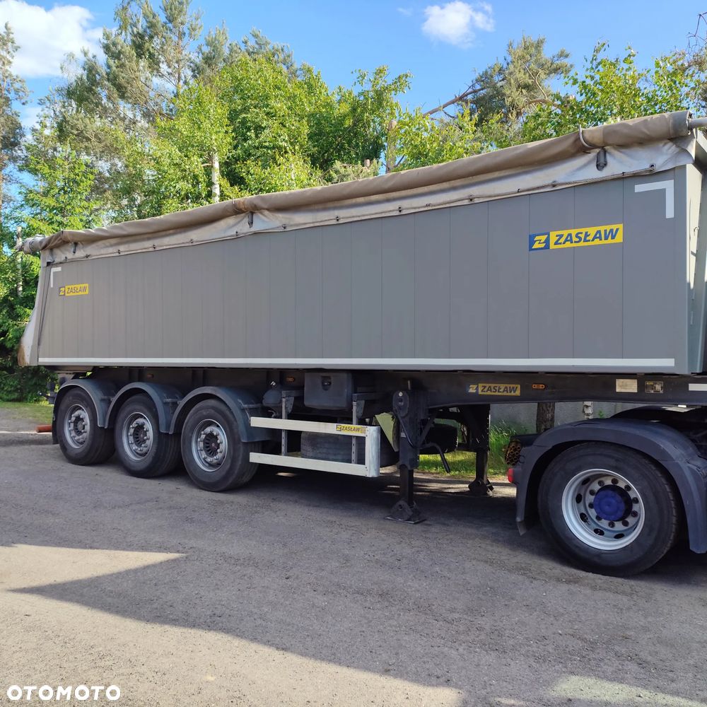 Mercedes-Benz Actros - 6