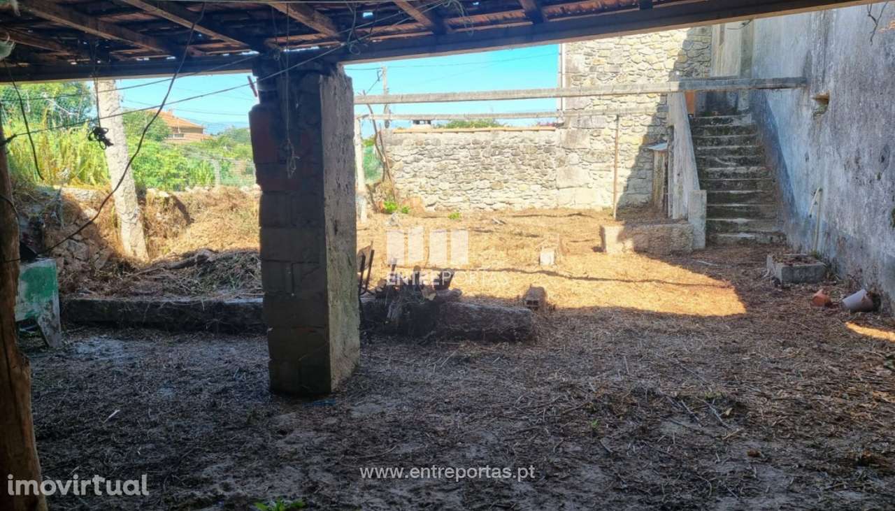 Moradia em pedra para recuperar para venda, Cristelo, Caminha - Grande imagem: 2/13