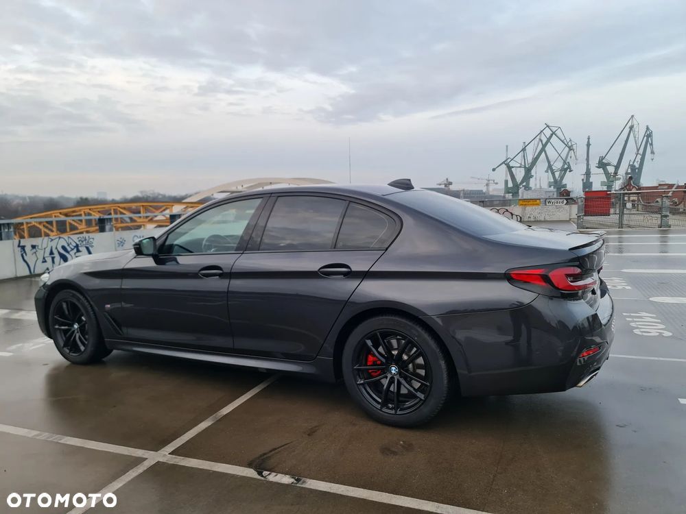 BMW Seria 5 520d xDrive M Sport sport - 11