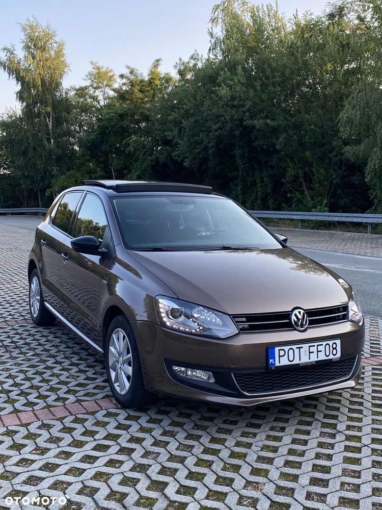 Volkswagen Polo 1.2 TSI DSG MATCH - 1