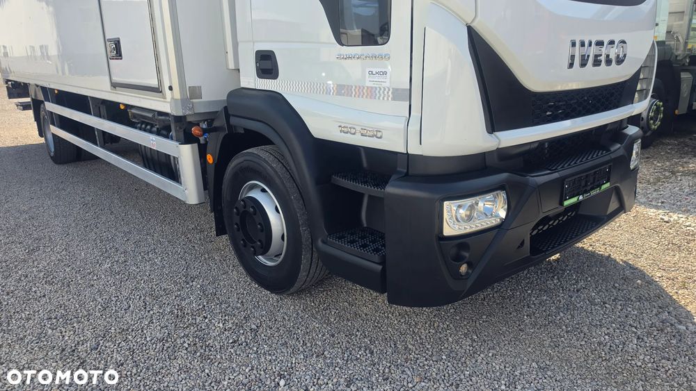Iveco Eurocargo 160e25  Chłodnia 18epal  Winda  carrier1150 supra - 14