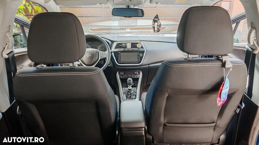 Suzuki SX4 S-Cross 1.4 ALLGRIP Spirit - 19