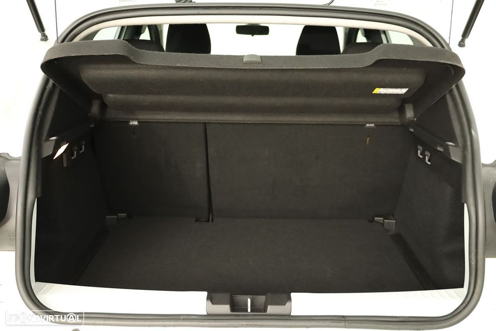 Dacia Sandero 1.0 TCe Expression CVT - 22