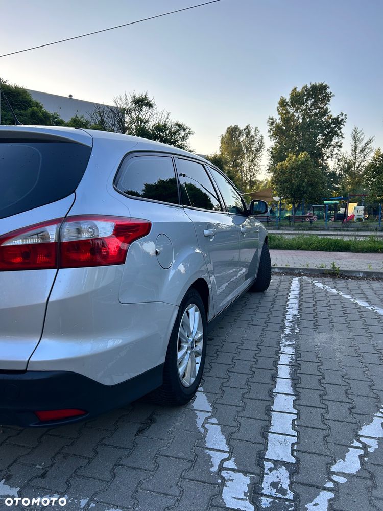 Ford Focus 1.6 Trend - 6
