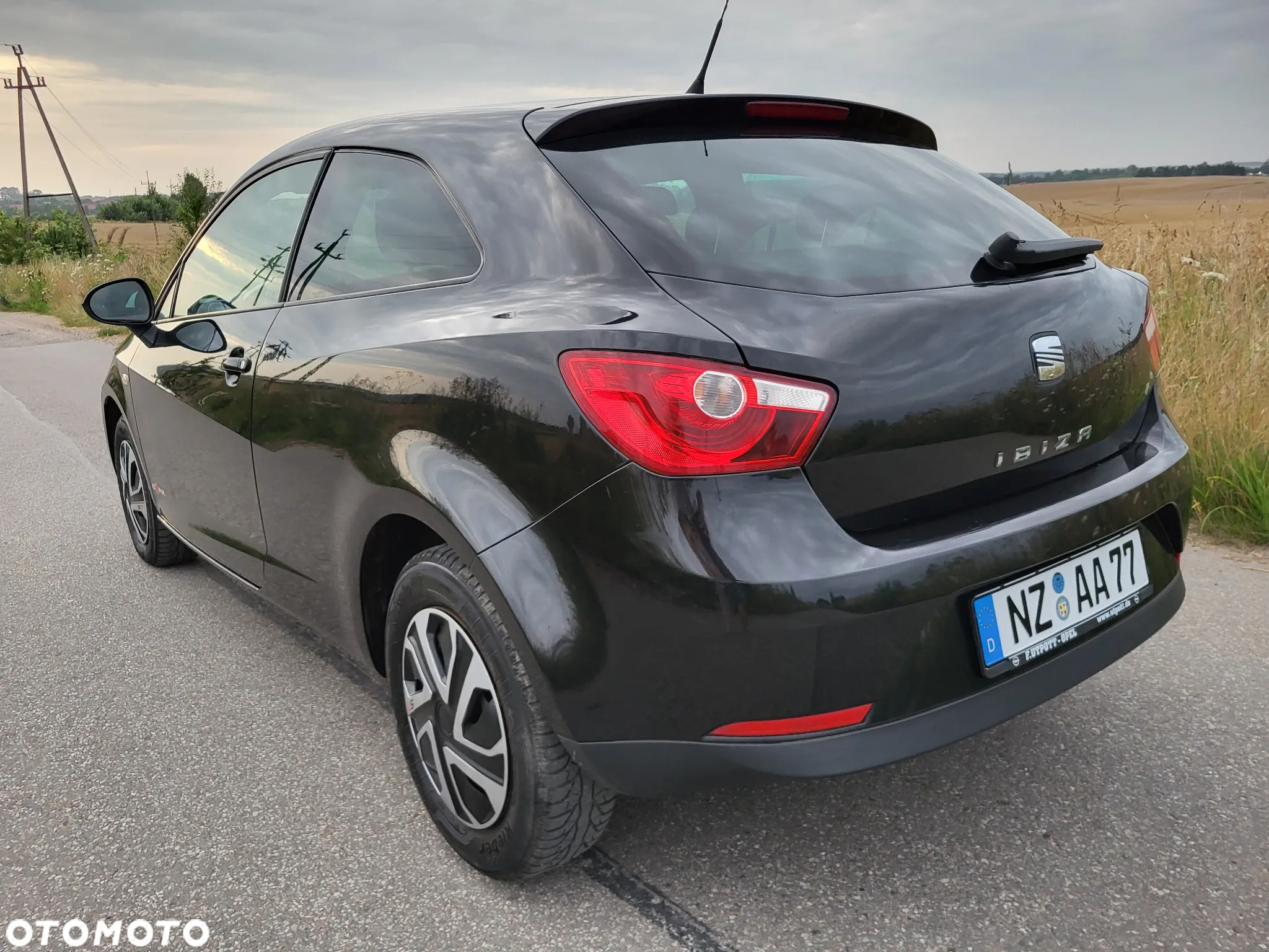 Seat Ibiza SC 1.4 16V Style - 4