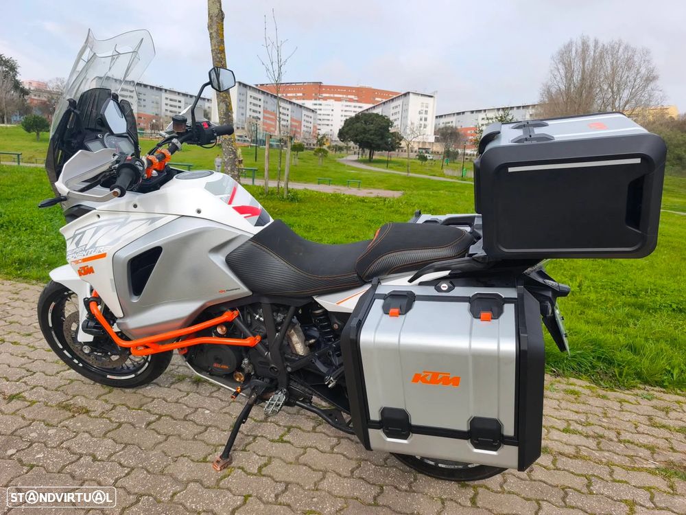 KTM 1290 Super Adventure T - 14