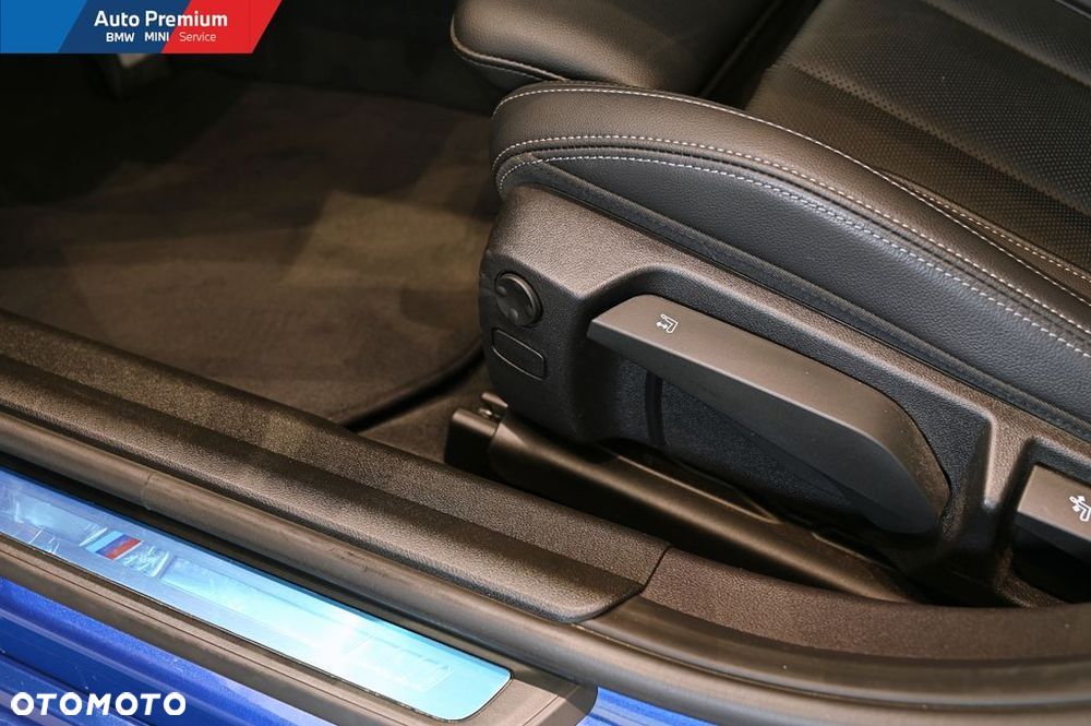BMW Seria 3 318i - 12