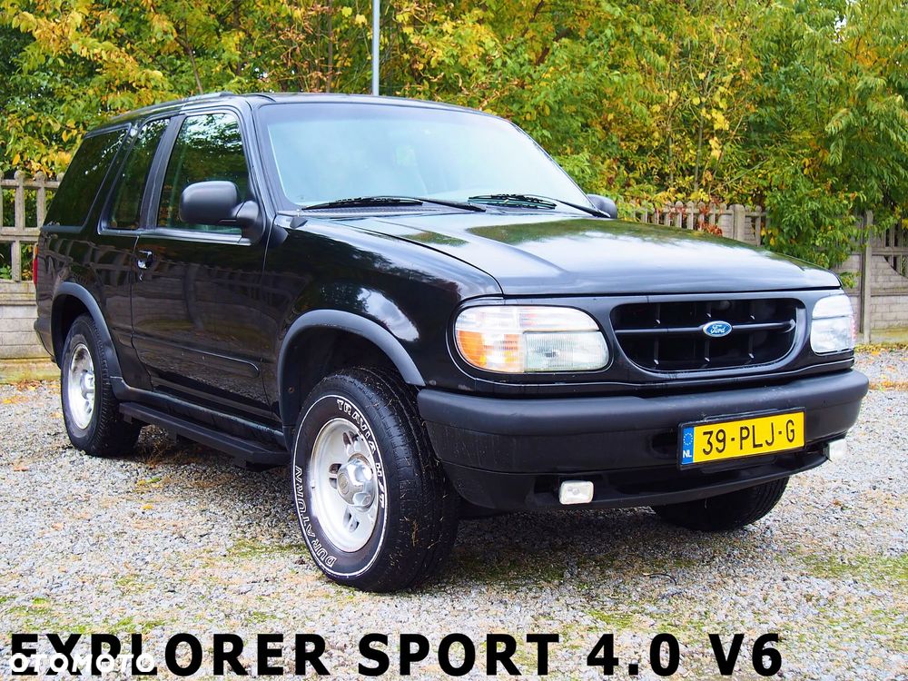 Ford Explorer - 1