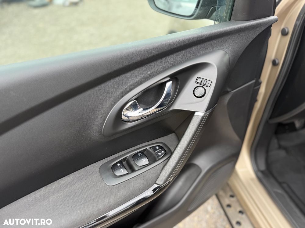 Renault Kadjar Energy dCi 130 CROSSBORDER - 37
