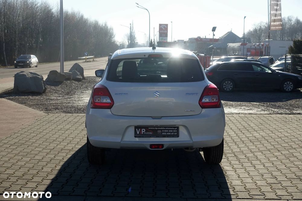 Suzuki Swift 1.2 Dualjet Allgrip Comfort - 6